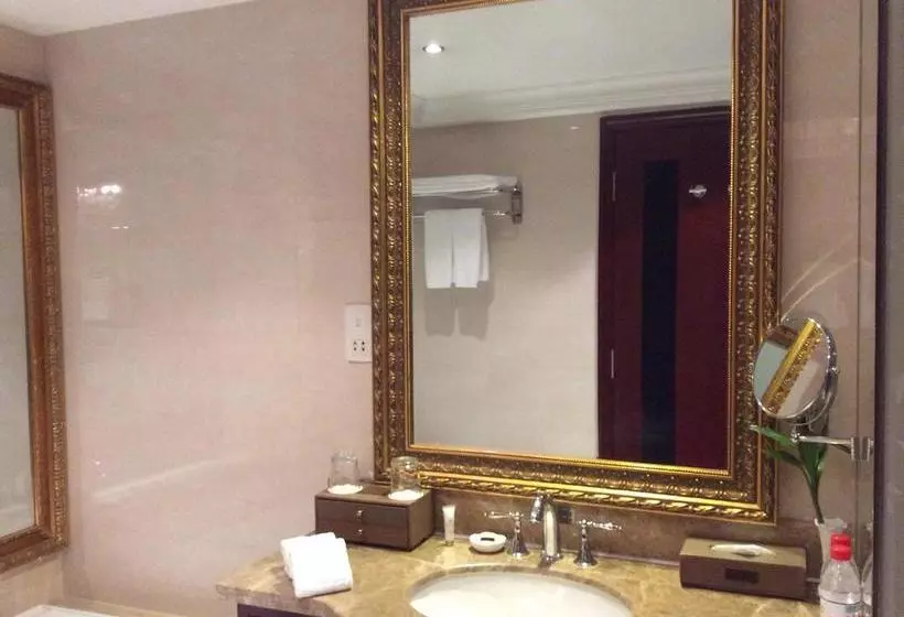 Fotos del hotel New Paris:  6