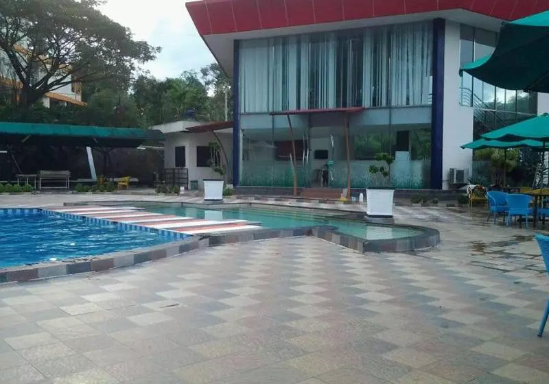 Fotos del hotel The Jhon's Cianjur Aquatic Resort:  6
