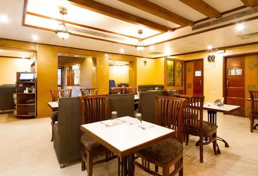 Fotos del hotel Fabhotel Udipi Home Egmore:  5