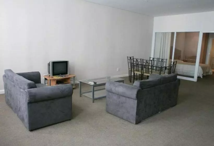 Glaston House 206 Apartment