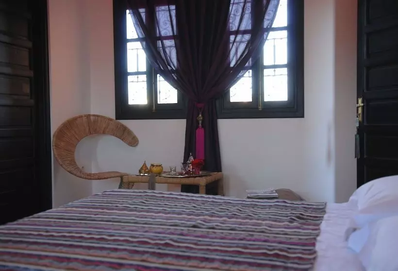 Fotos del hotel Les Jardins D'issil:  11