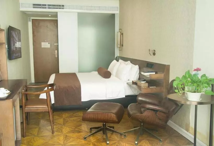 Fotos del hotel James Joyce Coffetel Tianhe North Tianrun Road:  13