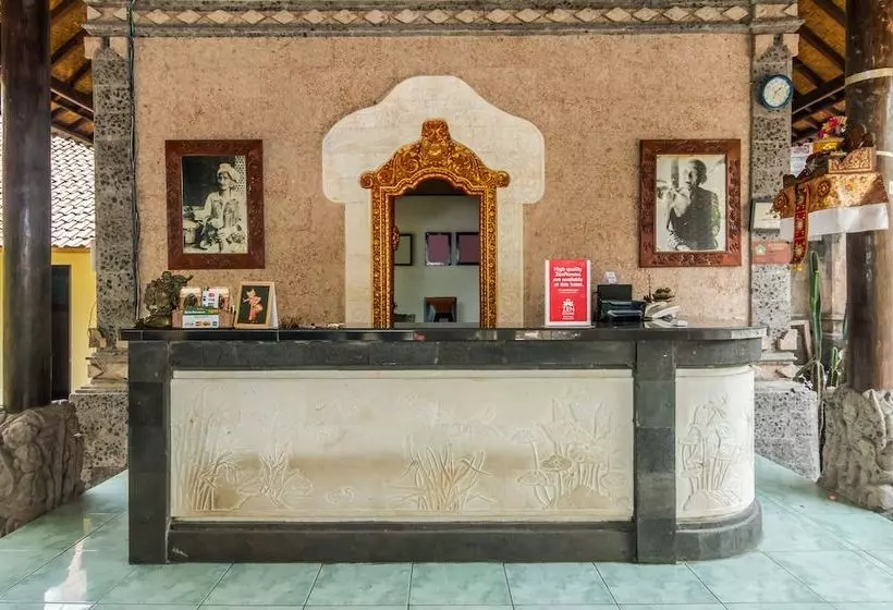 Fotos del hotel Dewangga Bungalow By Zen Rooms:  2