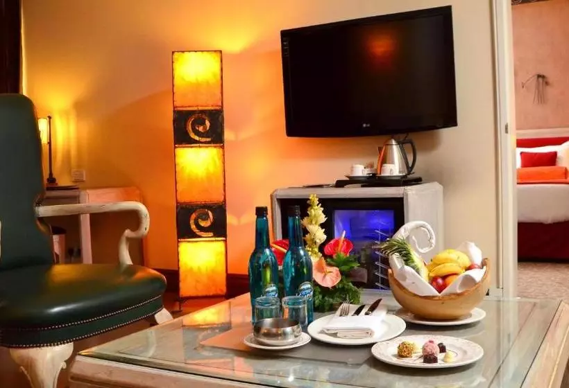 Fotos del hotel Ledger Plaza:  15