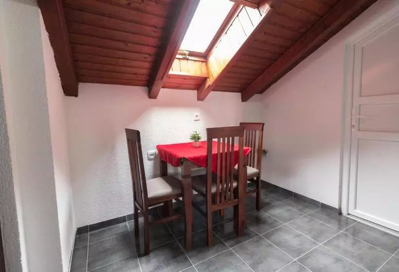 Fotos del hotel Fantastik Apartments:  8