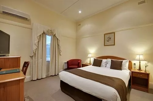 Fotos del hotel Charsfield:  14