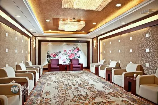 Fotos del hotel Yalong International:  14