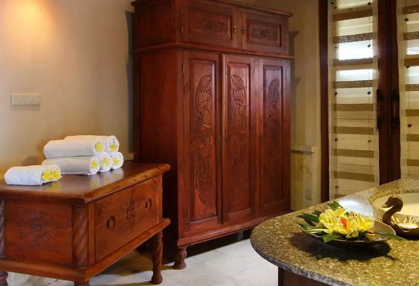 Fotos del hotel Dewanivilla Resort:  24