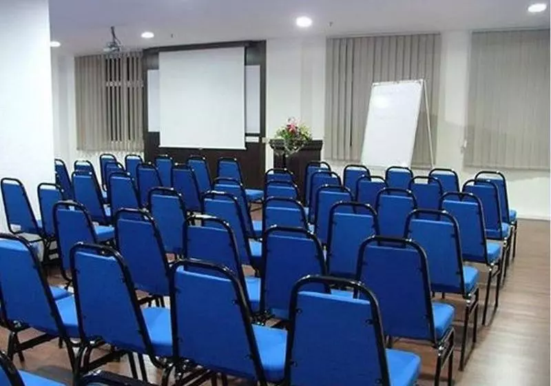 Fotos del hotel Alora Hotel:  5