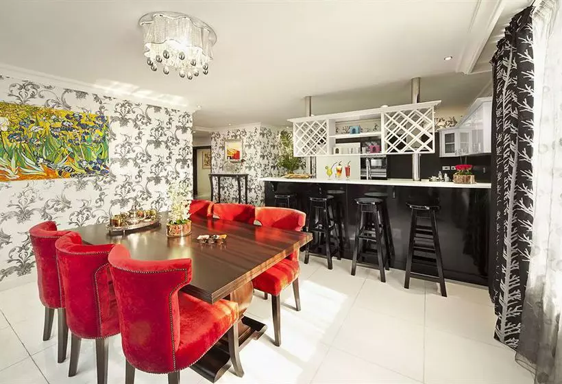 Fotos del hotel Swiss Belhotel Corniche :  13