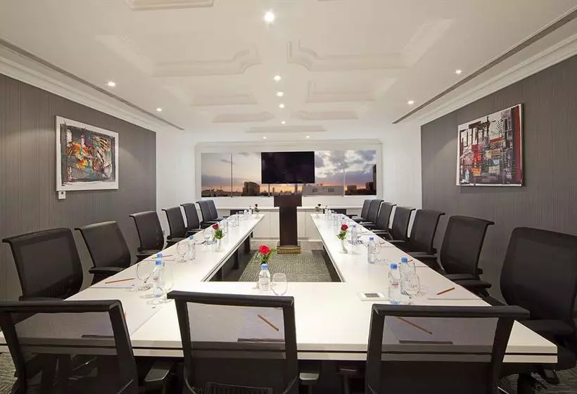 Fotos del hotel Swiss Belhotel Corniche :  7