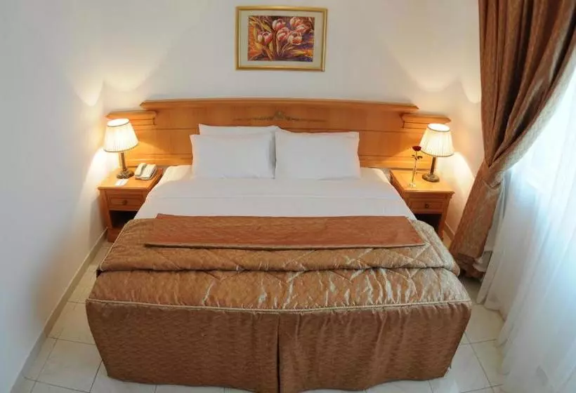 Fotos del hotel Uptown Hotel Apartments Abu Dhabi:  13