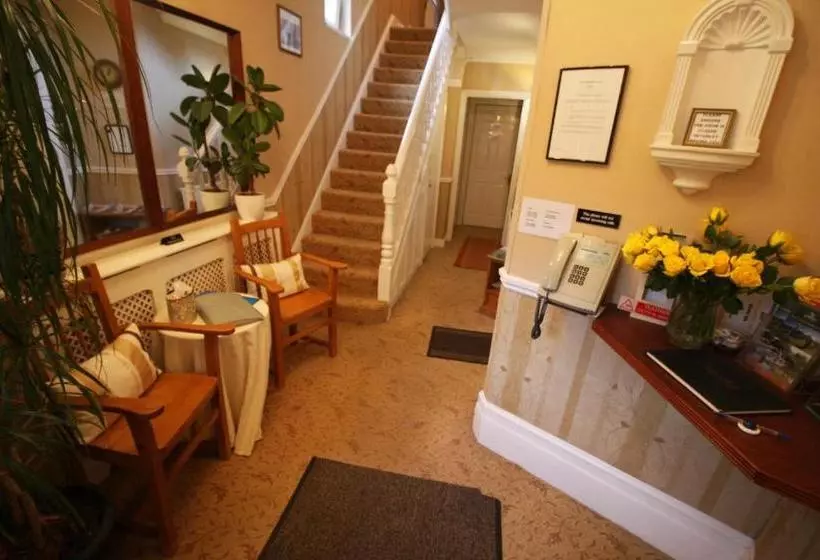 Fotos del hotel The Lodge:  2