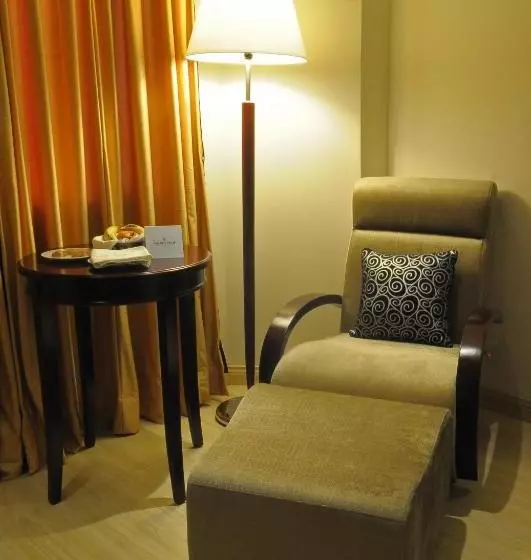 Fotos del hotel Golden Tulip Udaipur:  10