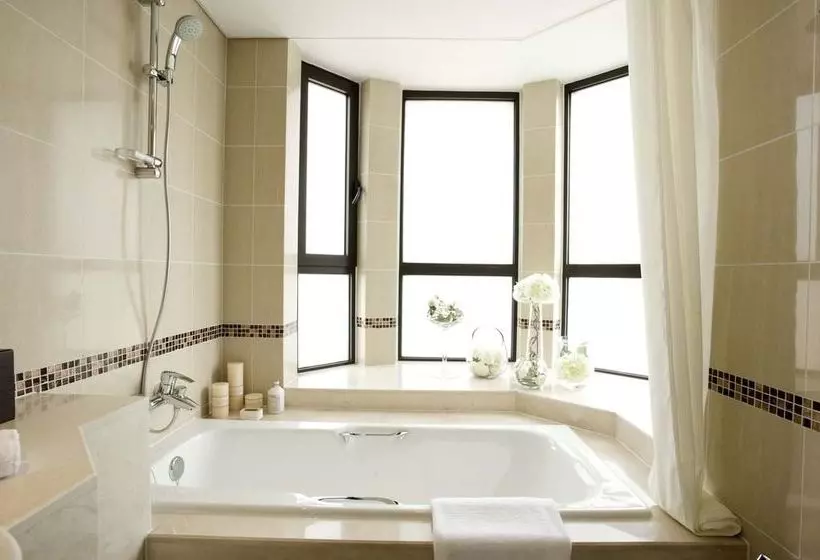 Fotos del hotel Lanson Place Jin Qiao Serviced:  8