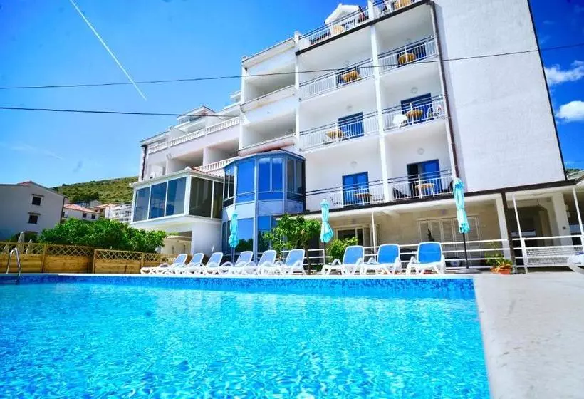 Fotos del hotel Bavaria - First Library:  9