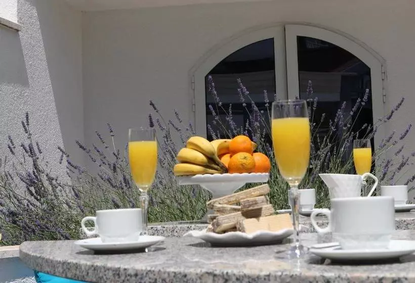 Fotos del hotel Bavaria - First Library:  10