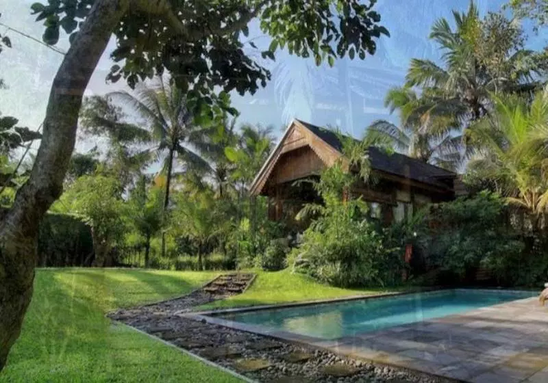 Fotos del hotel Khayangan Resort Villa:  2