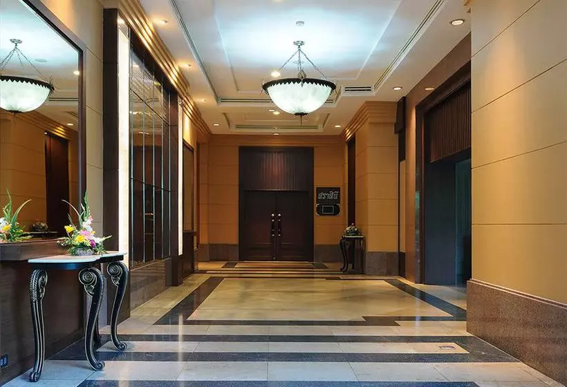 Fotos del hotel Karnmanee Palace Hotel:  2