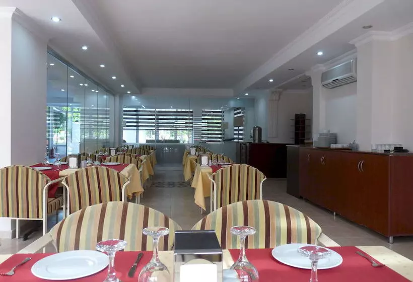 Fotos del hotel Arinna Park:  6