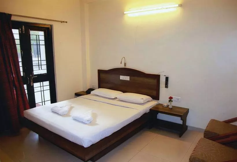 Fotos del hotel Fabhotel Ashiyana:  12