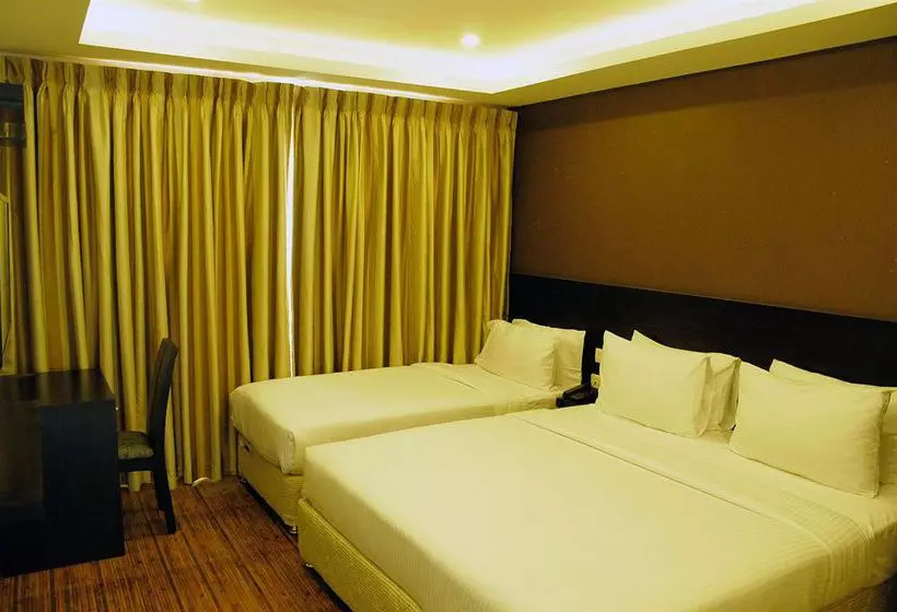 Treebo Trend J S Five Two Boutique