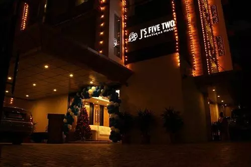 Fotos del hotel Treebo Trend J S Five Two Boutique:  5