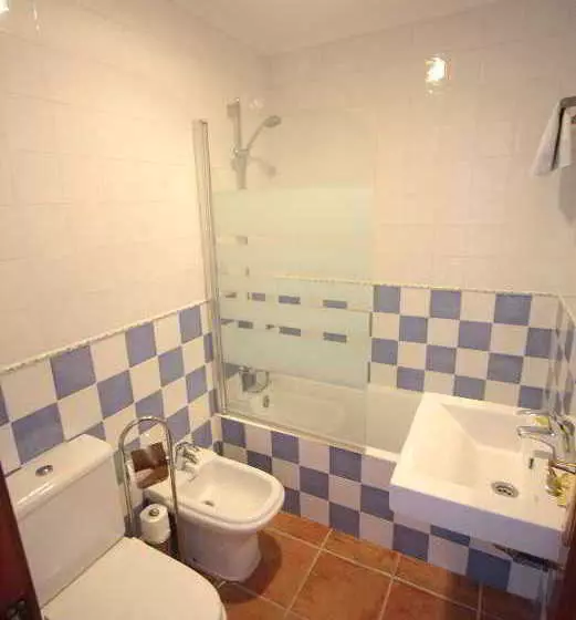 Fotos del hotel Nerjaluna:  5