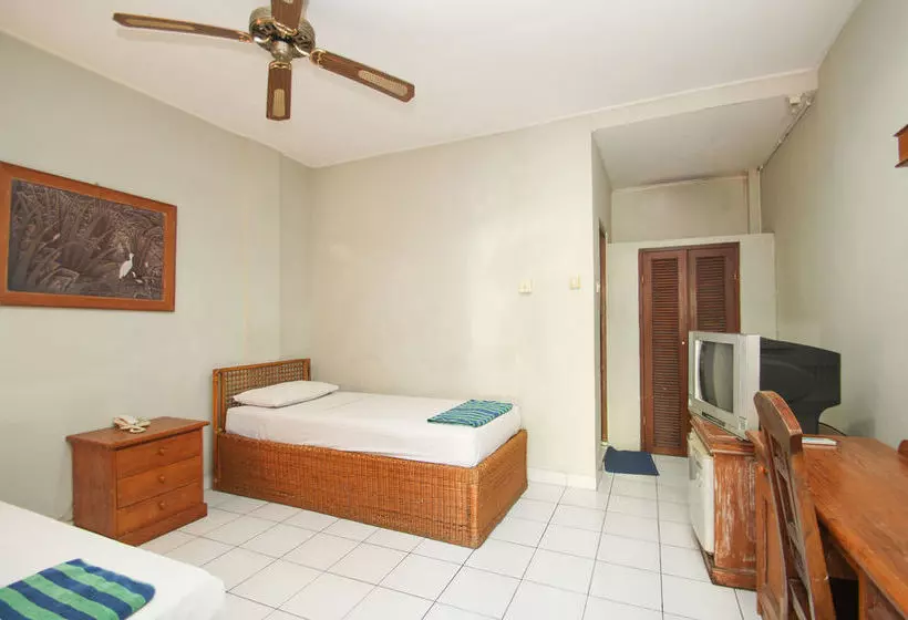 Fotos del hotel Sus Budget  Legian:  4