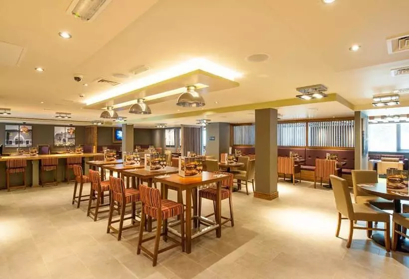 Fotos del hotel Premier Inn London Hendon The Hyde:  9