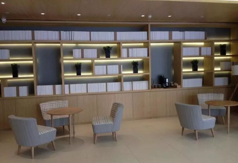 Fotos del hotel Ji Hotel Zhuhai Gongbei Branch:  2