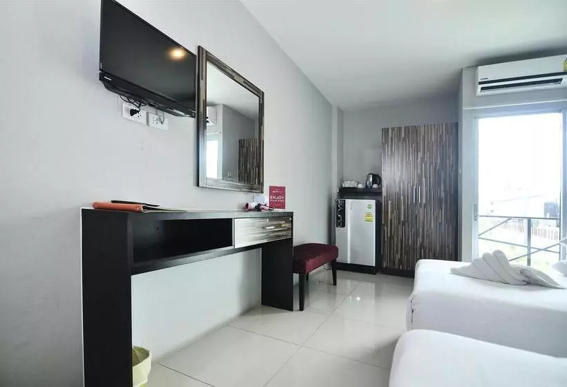 Fotos del hotel Zen Rooms Kingkaew 45:  7
