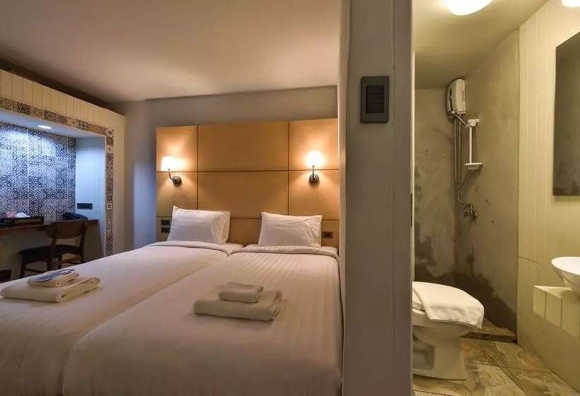 Fotos del hotel October:  15
