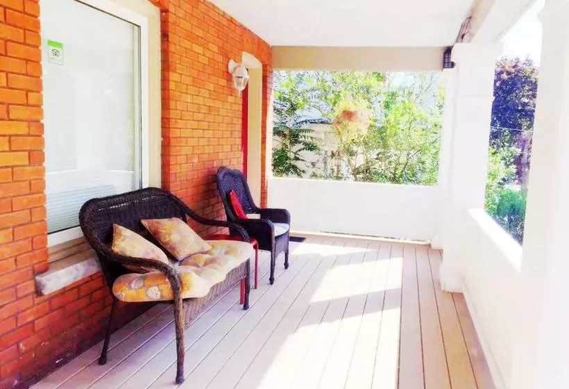 Fotos del hotel Acacia Bed And Breakfast:  16