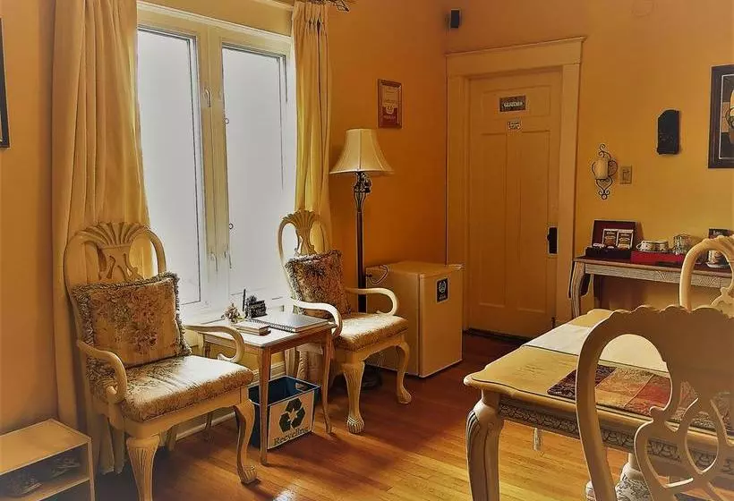 Fotos del hotel Acacia Bed And Breakfast:  22