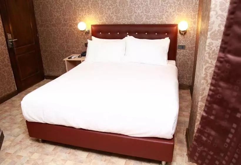 Fotos del hotel Harrys Suite:  7