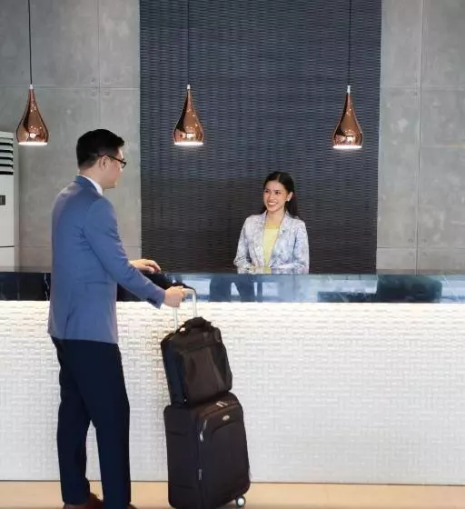 Fotos del hotel The Cirque Serviced Residences:  15