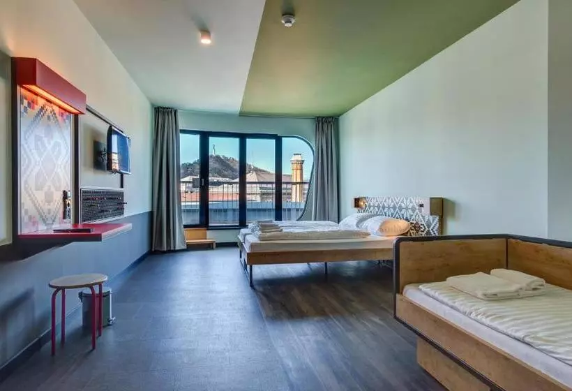 Fotos del hotel Meininger Budapest Great Market Hall:  4